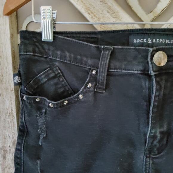 Rock & Republic Women's Embellished Lightly Destructed Raw Hem Denim Shorts - Picture 2 of 6